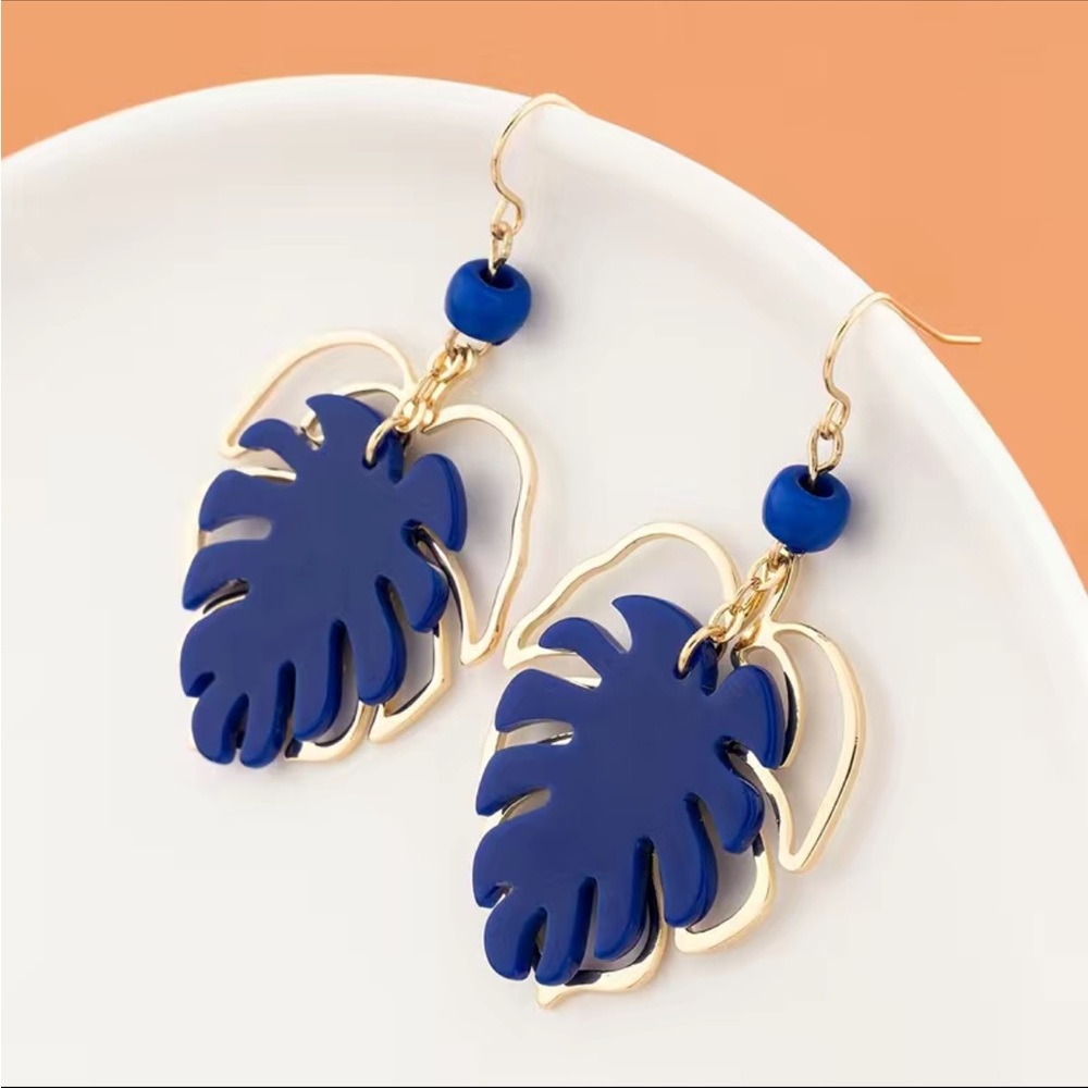Nwt 14k gold plated boho blue leaf dangle earrings